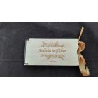 Pénzátadó ajándékdoboz